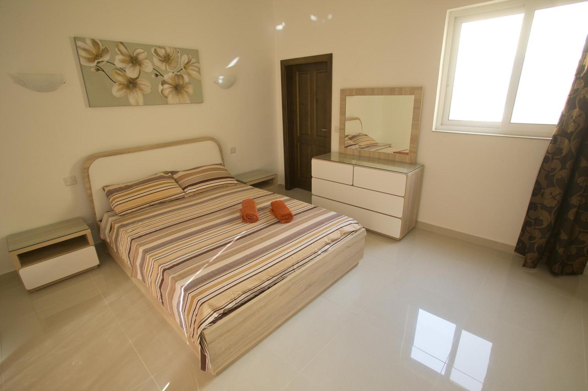 Ferienwohnung Dolphin Court Marsalforn Zimmer foto