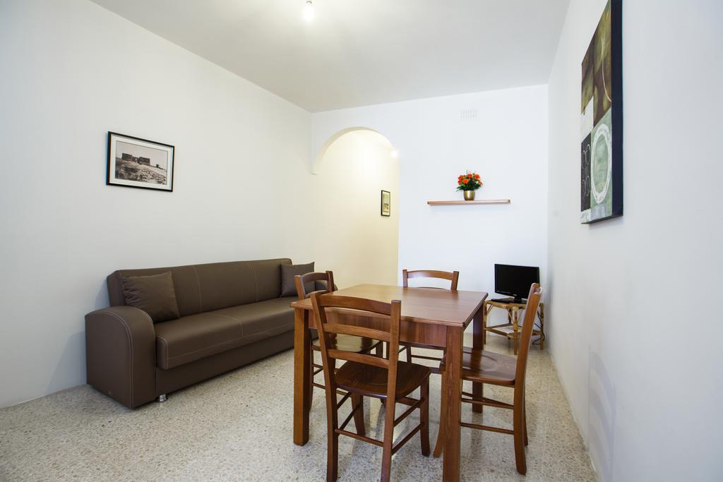 Ferienwohnung Dolphin Court Marsalforn Exterior foto